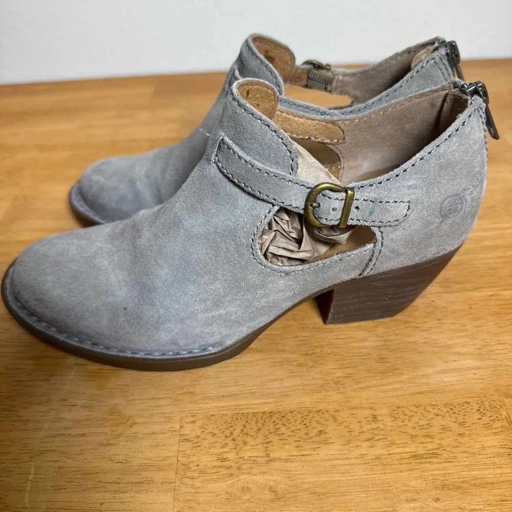Born F36522 Gray Leather Suede Womens 2” Heel Booties 6.5